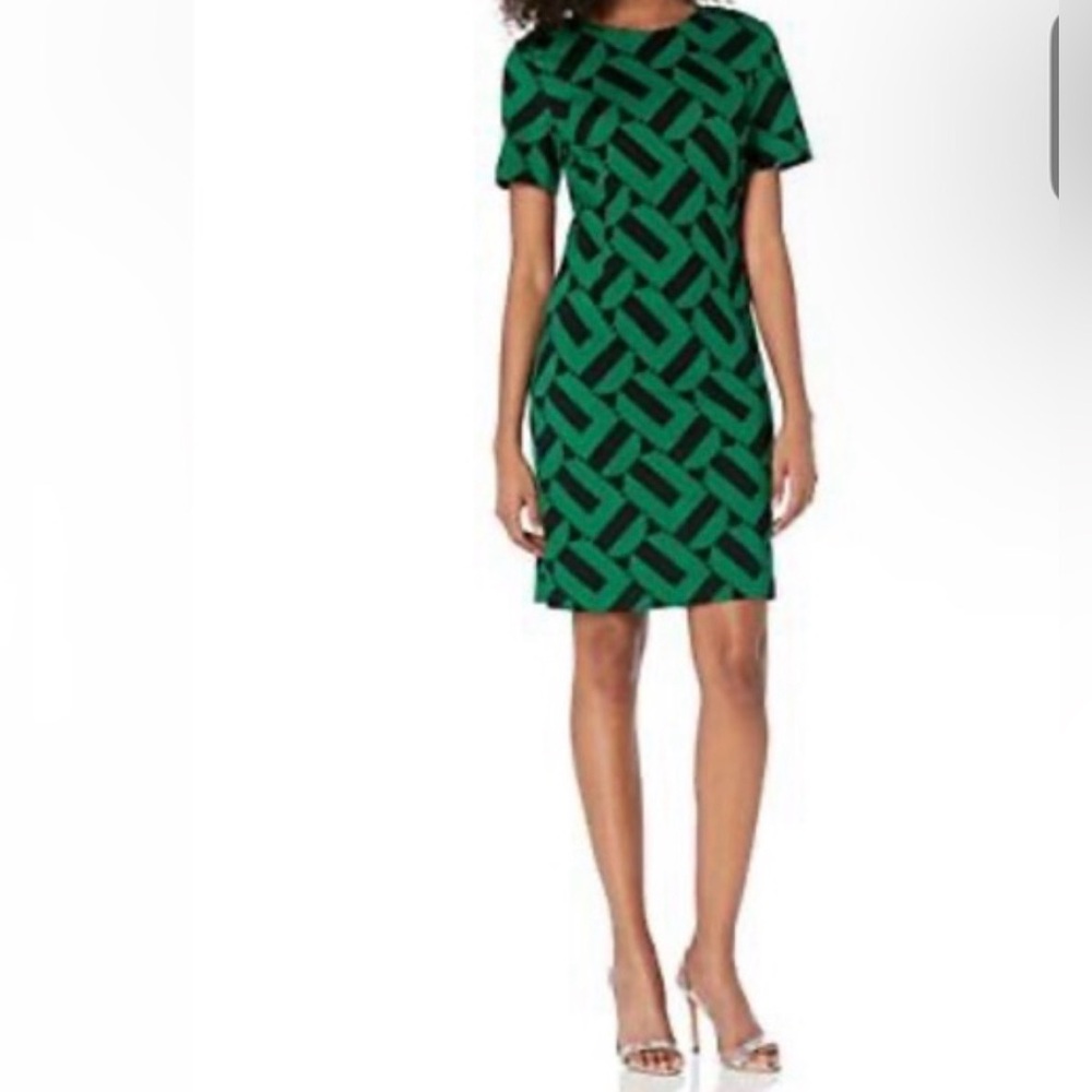 NWT Trina Turk Green and Black Geometric Pattern Pointe Knit Dress Medium